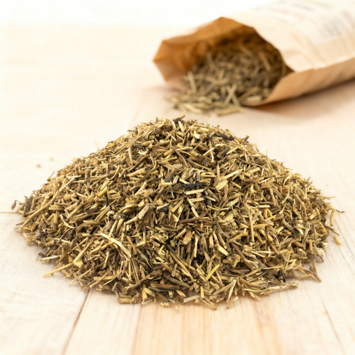Organic Couch Grass Root (cut)